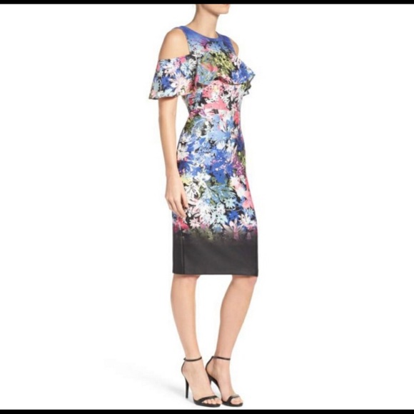 Eci Brand New Cold Shoulder Floral - Picture 9 of 12